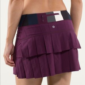Lululemon Run: Pace Setter Skirt maroon